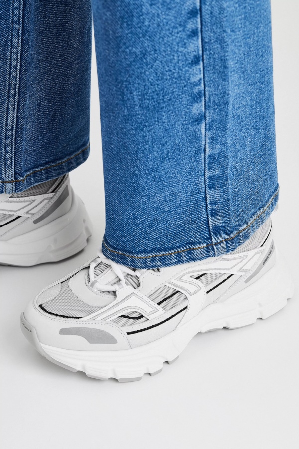 Marathon R-Trail White Axel Arigato