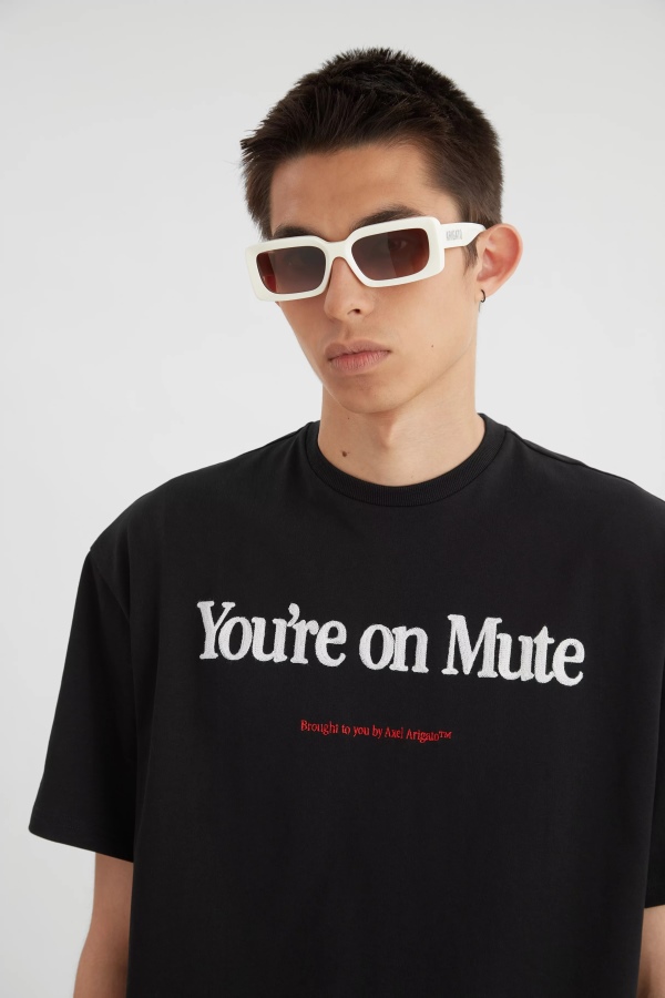 Mute T-Shirt Black Axel Arigato