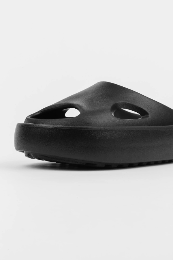 Magma Sandal Axel Arigato Black