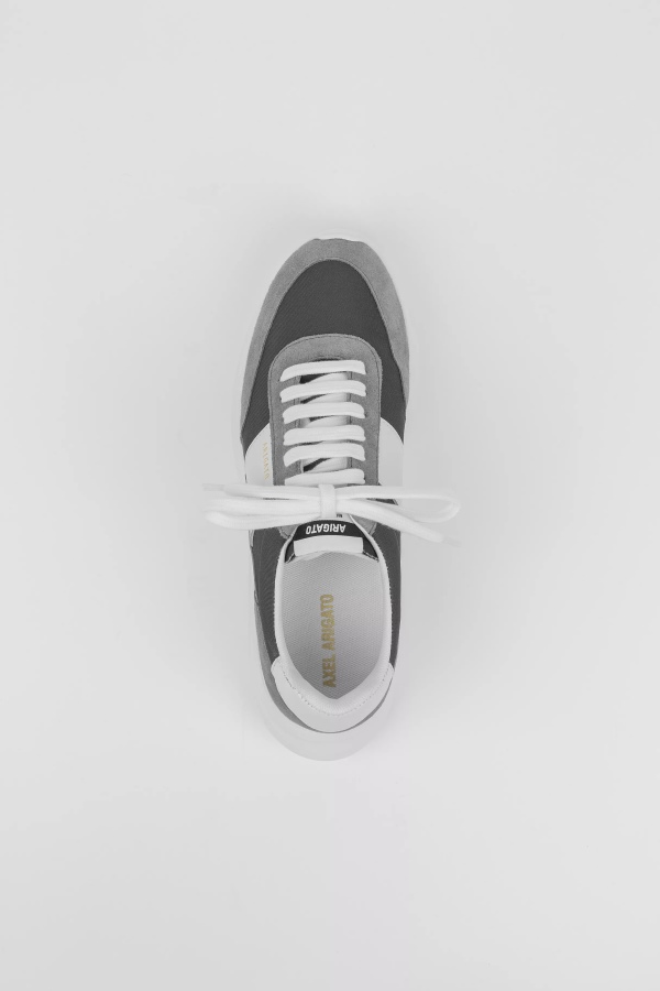 Genesis Vintage Runner Axel Arigato Black White