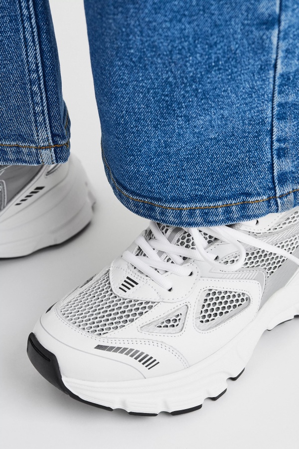 Axel Arigato White Silver Marathon Runner