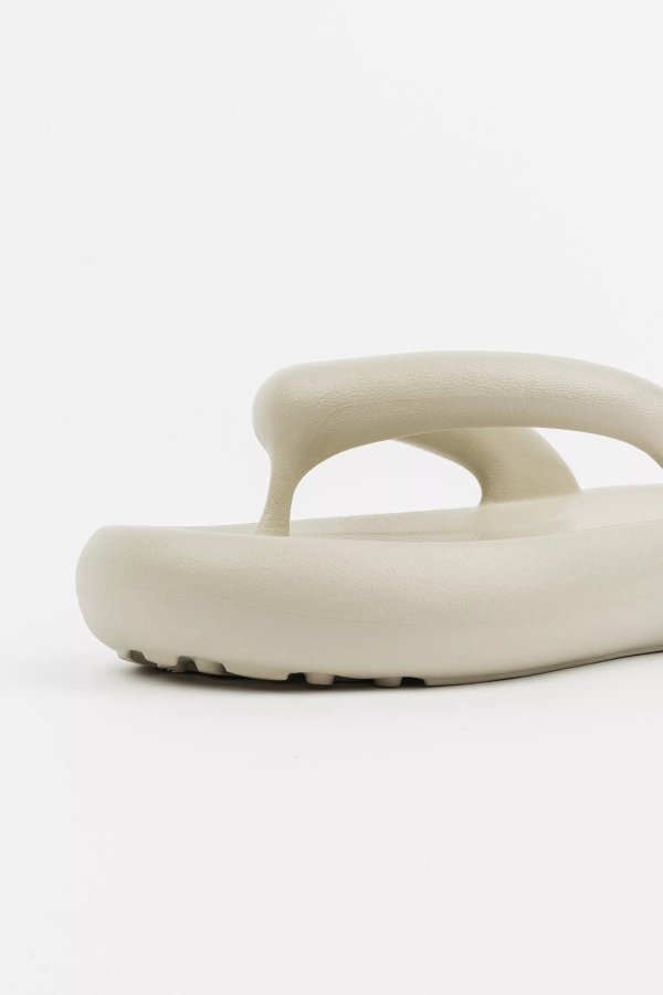 Delta Sandal Axel Arigato Beige