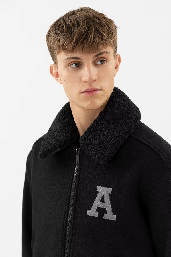 Ortega Bomber Jacket Axel Arigato Black