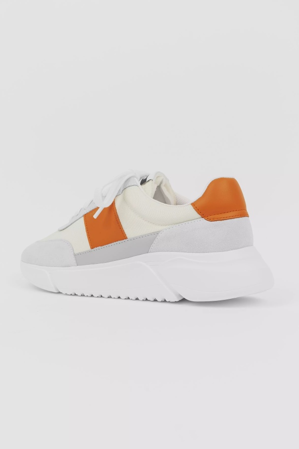 Genesis Vintage Runner White Orange Axel Arigato