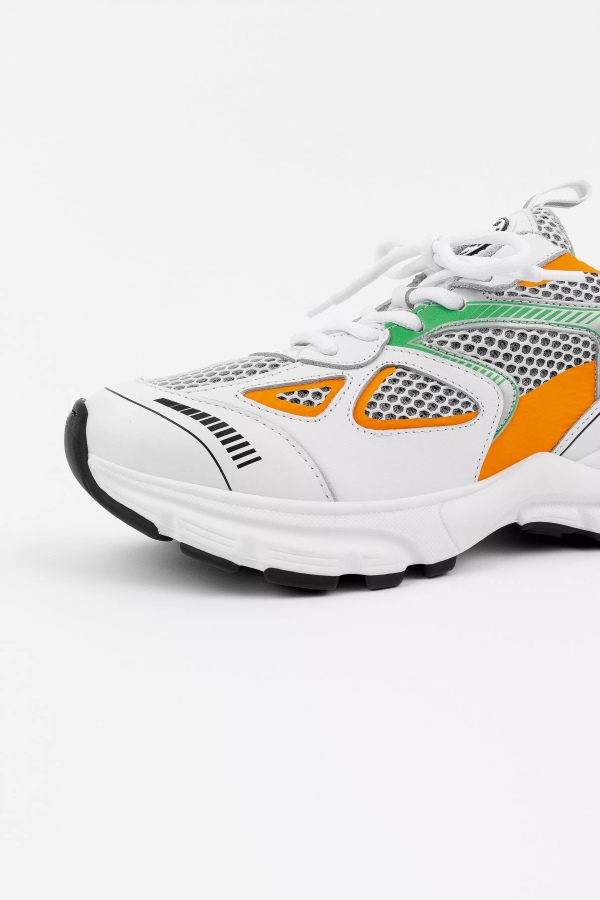 Marathon Runner Axel Arigato White