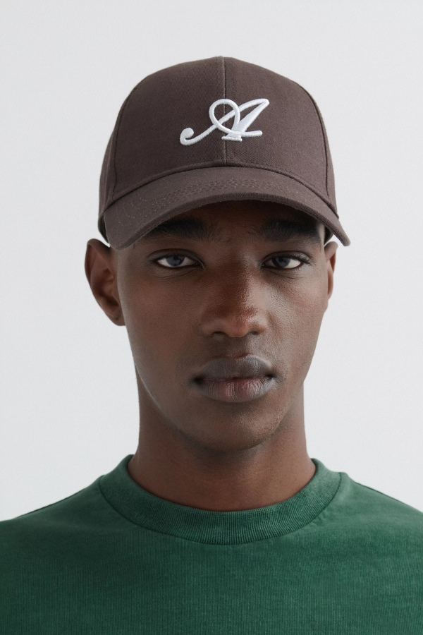 Signature Cap Brown Axel Arigato