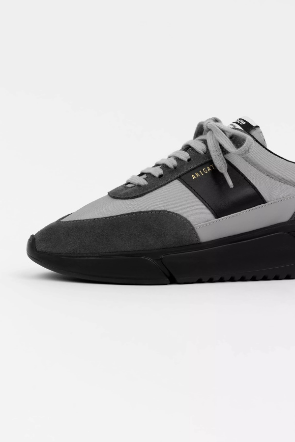 Genesis Vintage Runner Axel Arigato Black Grey
