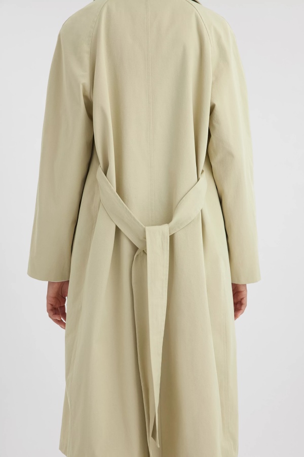 Globe Trench Coat Natural Yellow Axel Arigato